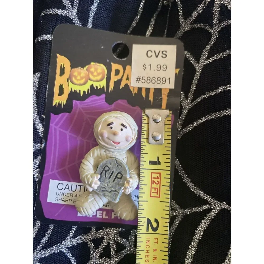 Halloween Vintage 1997 CVS Boo Party HALLOWEEN LAPEL PIN #586891 MUMMY